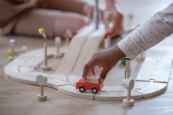 Plan Toys PlanToys Holzspielzeug Straßensystem -Schleich Verkaufe 6208 3