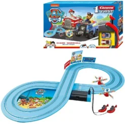 Carrera 369-3033 FIRST PAW PATROL On The Track 2,4m Rennstrecken-Set | 2 Ferngesteuerte Fahrzeuge Mit Chase Und Marshall | Mit Handregler & Streckenteilen | Spielzeug Für Kinder Ab 3 Jahren