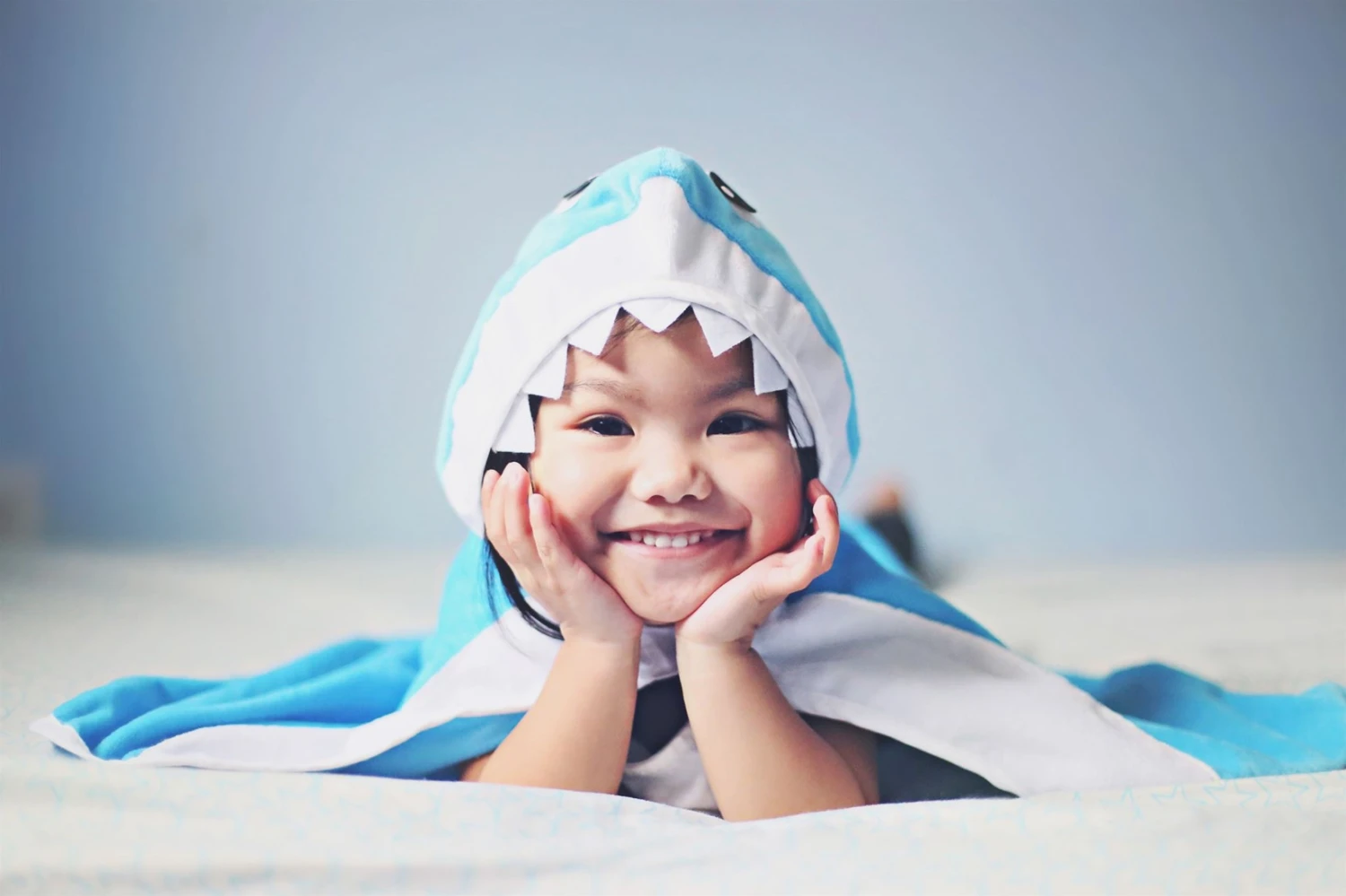 Great Pretenders Cape Bébé Requin, Taille US 12-24 M 1 Great Pretenders Cape Bébé Requin, Taille US 12-24 M