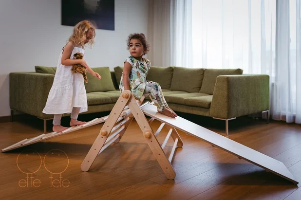 Modifizierbares Klettergerüst MOPITRI, Inspiriert Von Emmi Pikler, Kletterdreieck 3 Modifizierbares Klettergerüst MOPITRI, Inspiriert Von Emmi Pikler, Kletterdreieck – Bild 3