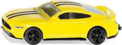 Siku 1530, Ford Mustang GT Sportwagen, Metall/Kunststoff, Gelb, Öffenbare Motorhaube, Anhängerkupplung, Spielzeugauto Für Kinder