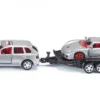 SIKU 2544, PKW Mit Transport-Anhänger Und Sportwagen, 1:55, Metall/Kunststoff, Silber, Kippbare Ladefläche