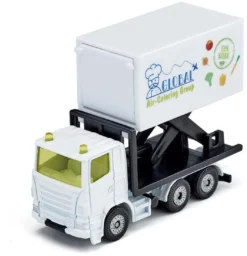 SIKU 6312, Flughafenset, Metall/Kunststoff, Weiß, Inkl. Verkehrsflugzeug, Catering-Fahrzeug, Anhänger Mit Fluggasttreppe, Flughafenschlepper, Kofferanhänger Und 5m Langes Rollfeld-Tape -Schleich Verkaufe siku vliegveld set 6 delig 1