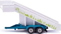 SIKU 6312, Flughafenset, Metall/Kunststoff, Weiß, Inkl. Verkehrsflugzeug, Catering-Fahrzeug, Anhänger Mit Fluggasttreppe, Flughafenschlepper, Kofferanhänger Und 5m Langes Rollfeld-Tape -Schleich Verkaufe siku vliegveld set 6 delig 2