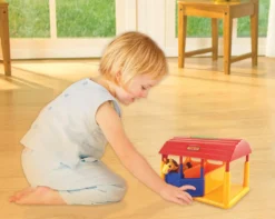 Tolo Toys - First Friends Stabile Und Pony -Schleich Verkaufe tolo first friends speelgoed stal met paard