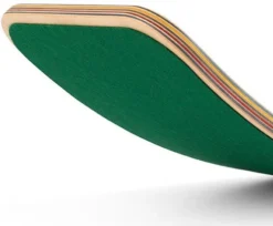 Wobbel Original Bladgroen (groen) - Blank Gelakt Houten Balance Board Van 90 Cm Met Groen Wolvilt -Schleich Verkaufe wobbel original bladgroen groen blank gelakt houten balance board van 90 cm met groen wolvilt 3